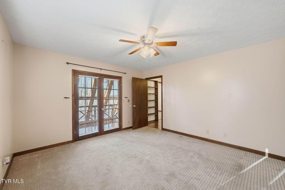 Photo #29: 149 Fern Street