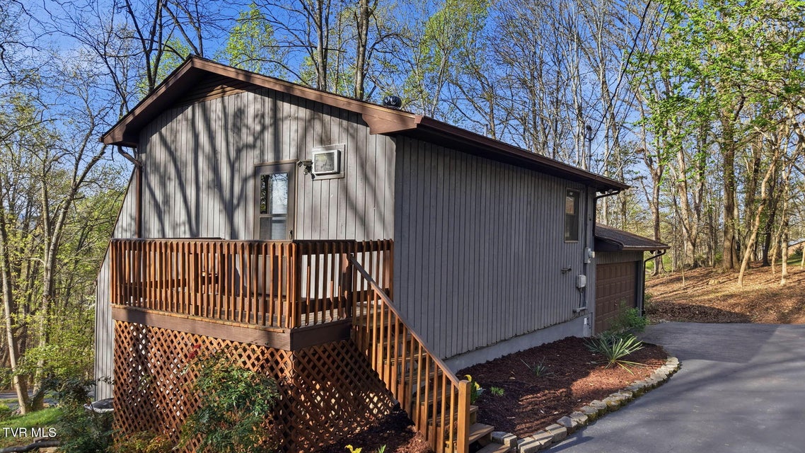 Photo #39: 149 Fern Street