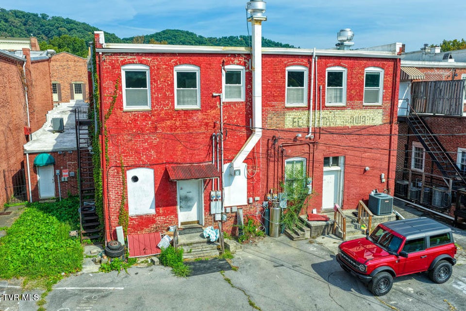 Photo #95: 114 & 116 Main Street