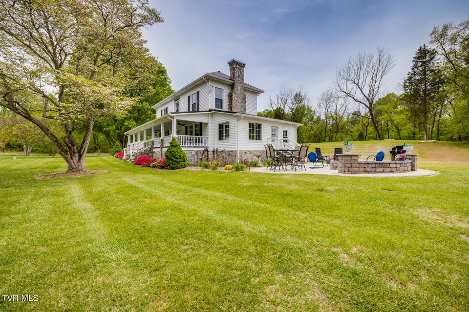 Photo #3: 239 Crestview Street