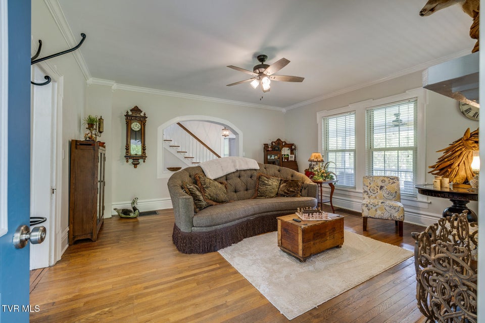 Photo #7: 239 Crestview Street