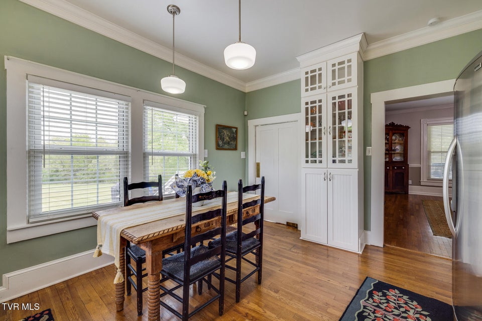 Photo #14: 239 Crestview Street