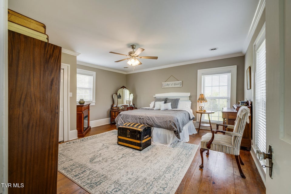 Photo #30: 239 Crestview Street