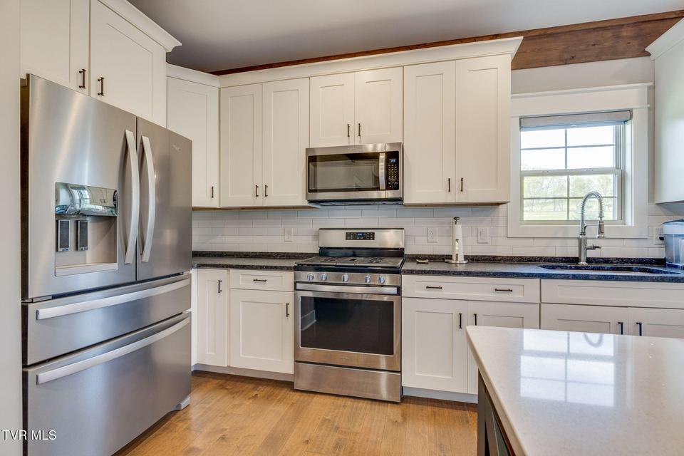 Photo #13: 5144 Hester Court