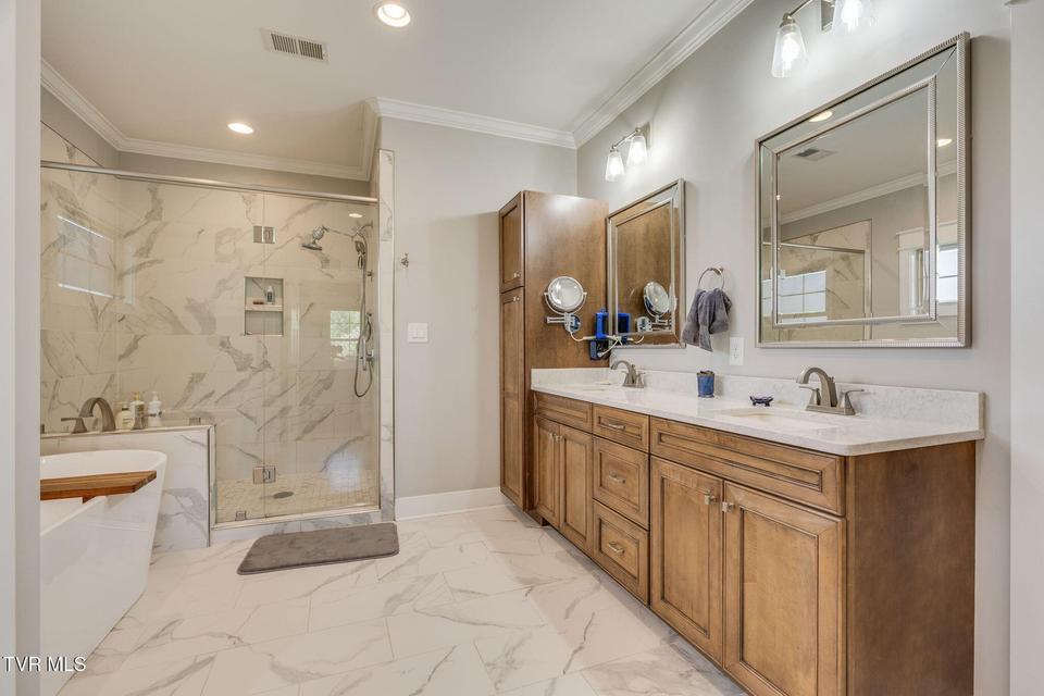 Photo #20: 5144 Hester Court