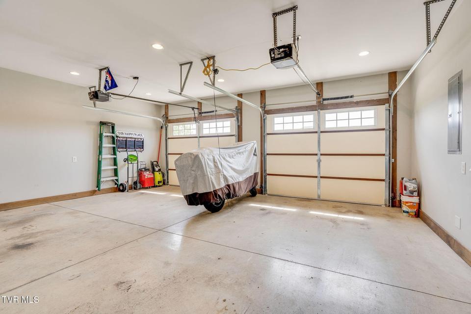 Photo #31: 5144 Hester Court