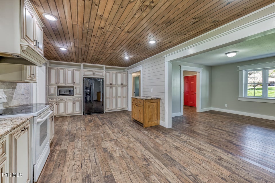 Photo #17: 1658 State Highway 91 