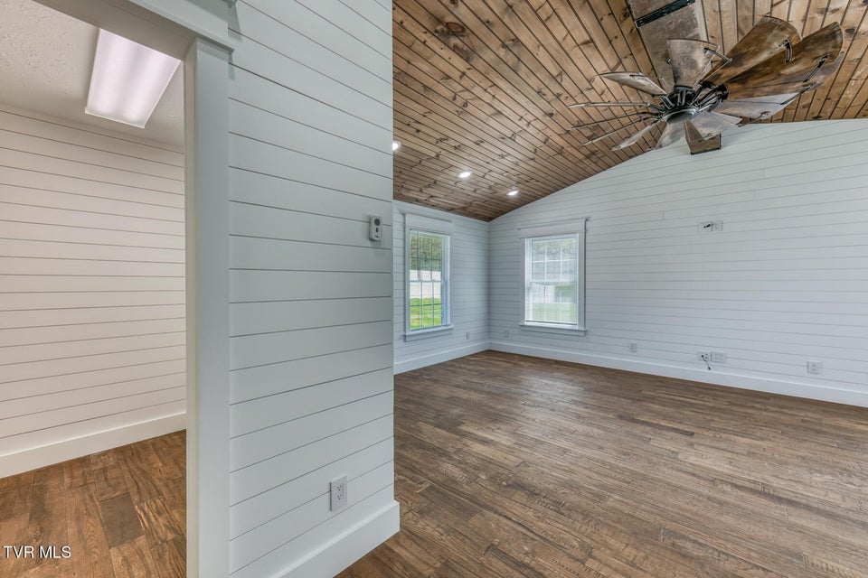 Photo #12: 1658 State Highway 91 