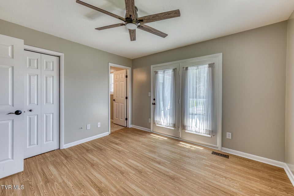 Photo #26: 1658 State Highway 91 