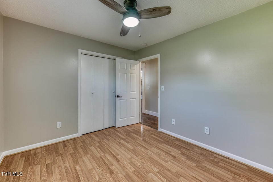 Photo #28: 1658 State Highway 91 