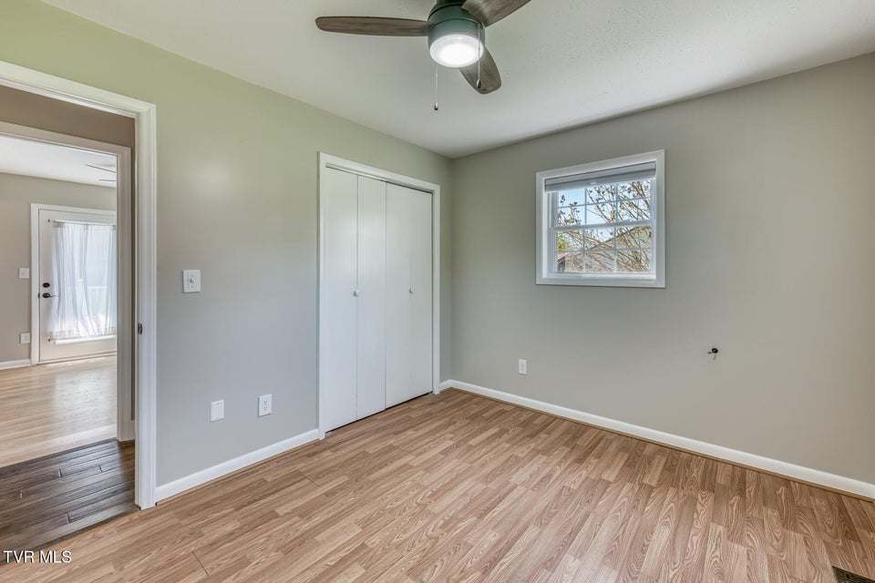 Photo #31: 1658 State Highway 91 