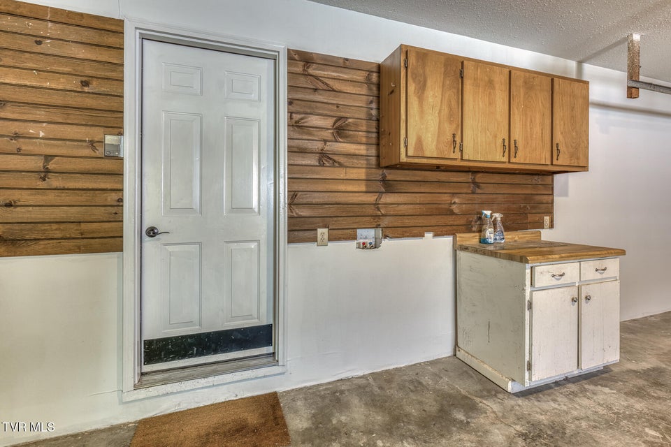 Photo #34: 1658 State Highway 91 