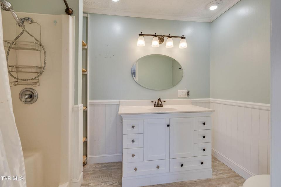 Photo #16: 1500 Woodmont Drive