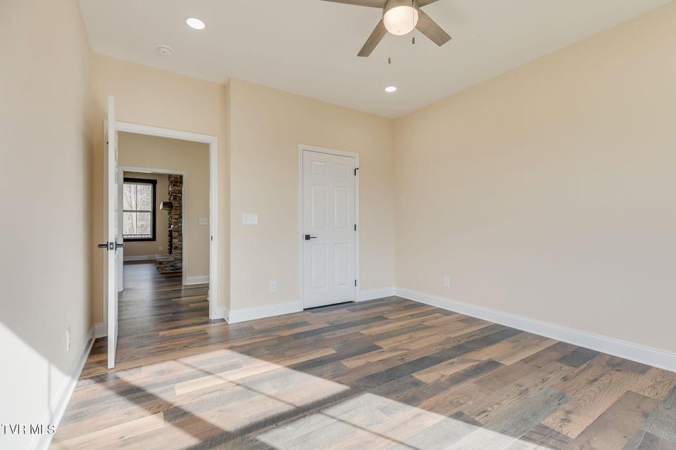 Photo #27: 1126 Victoria Lee Way