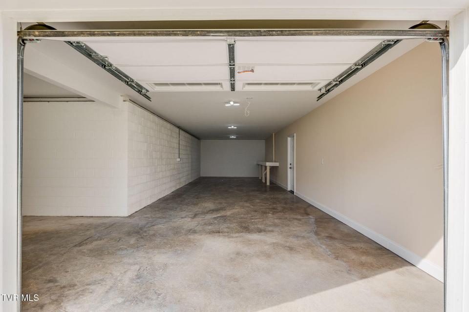 Photo #43: 1126 Victoria Lee Way