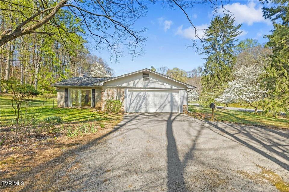 Photo #5: 4 Okeechobee Drive