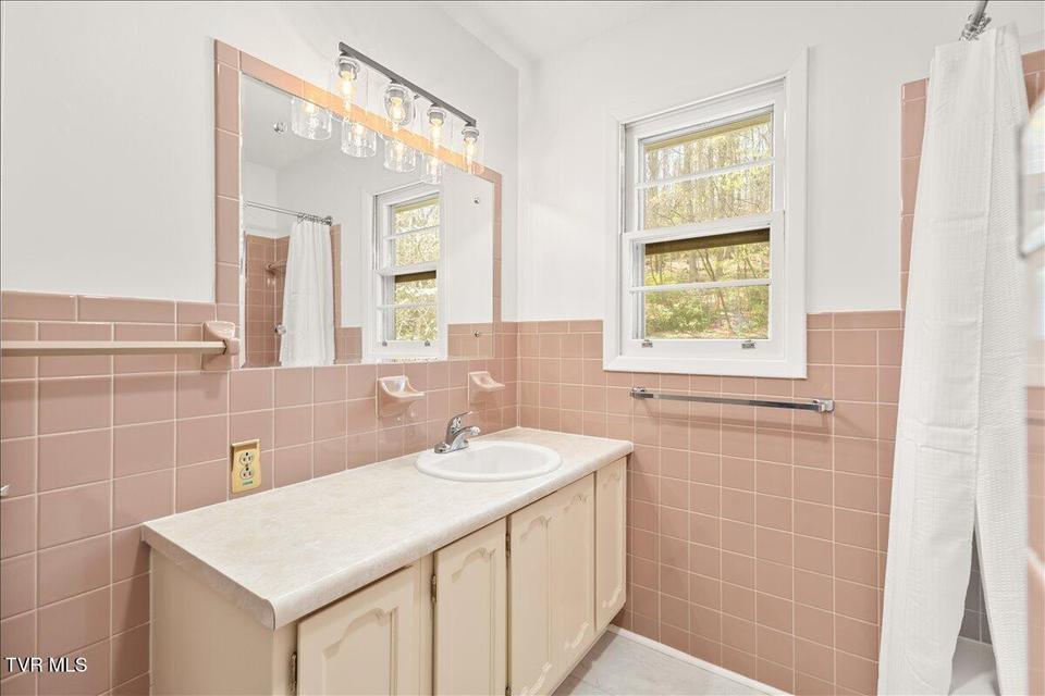 Photo #18: 4 Okeechobee Drive