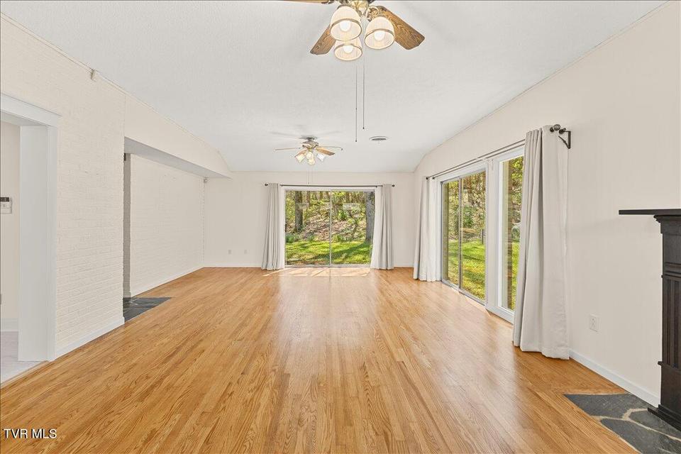 Photo #38: 4 Okeechobee Drive