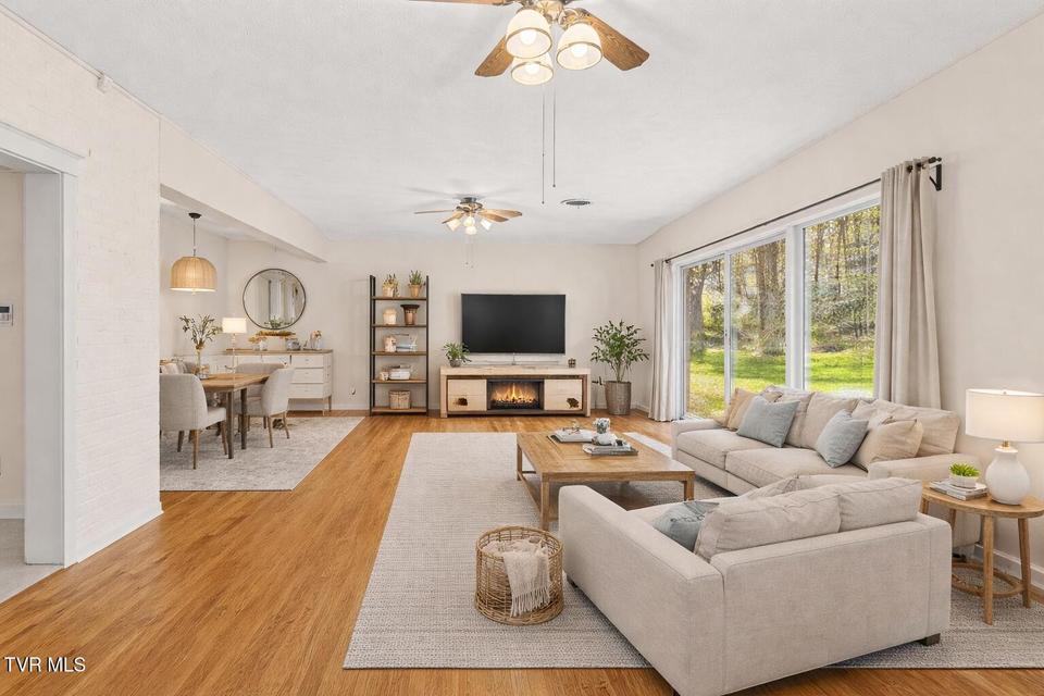 Photo #41: 4 Okeechobee Drive