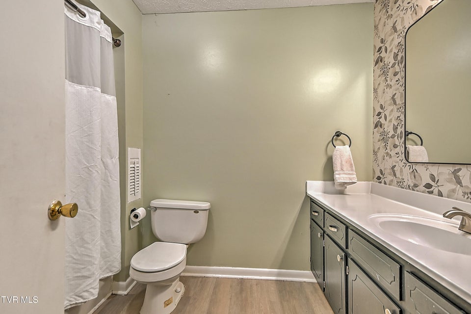 Photo #18: 134 Grandview Road