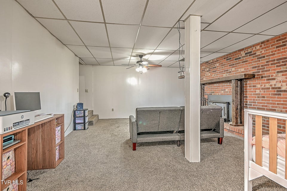 Photo #36: 134 Grandview Road