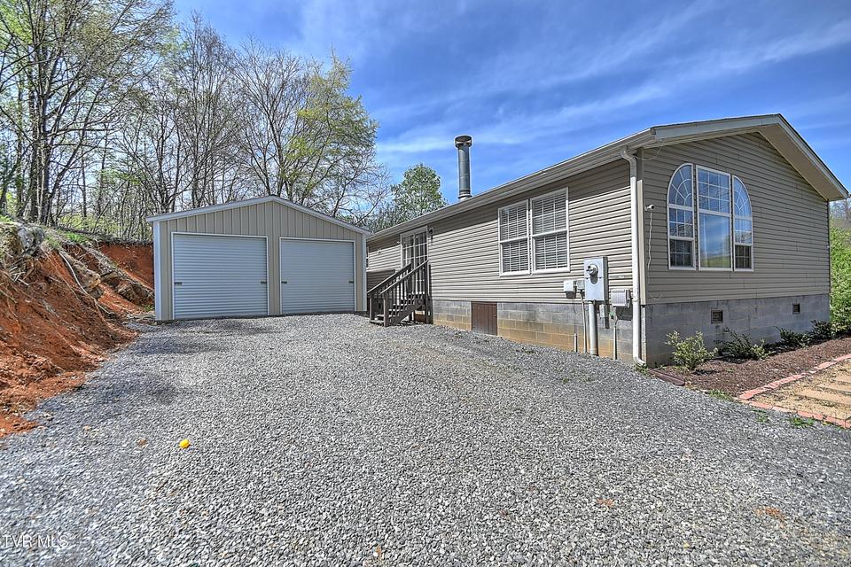 Photo #40: 800 Chadwell Road