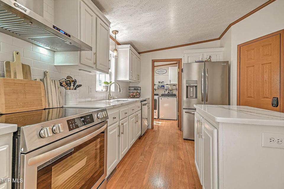 Photo #14: 800 Chadwell Road