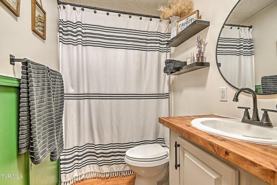 Photo #29: 800 Chadwell Road