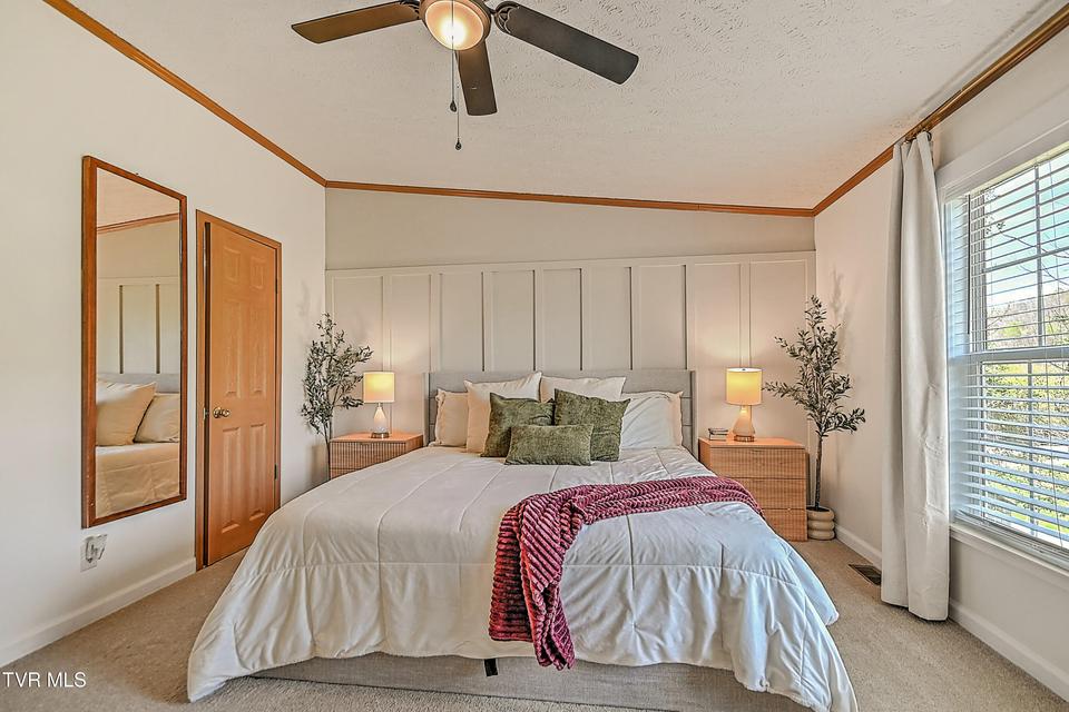 Photo #36: 800 Chadwell Road