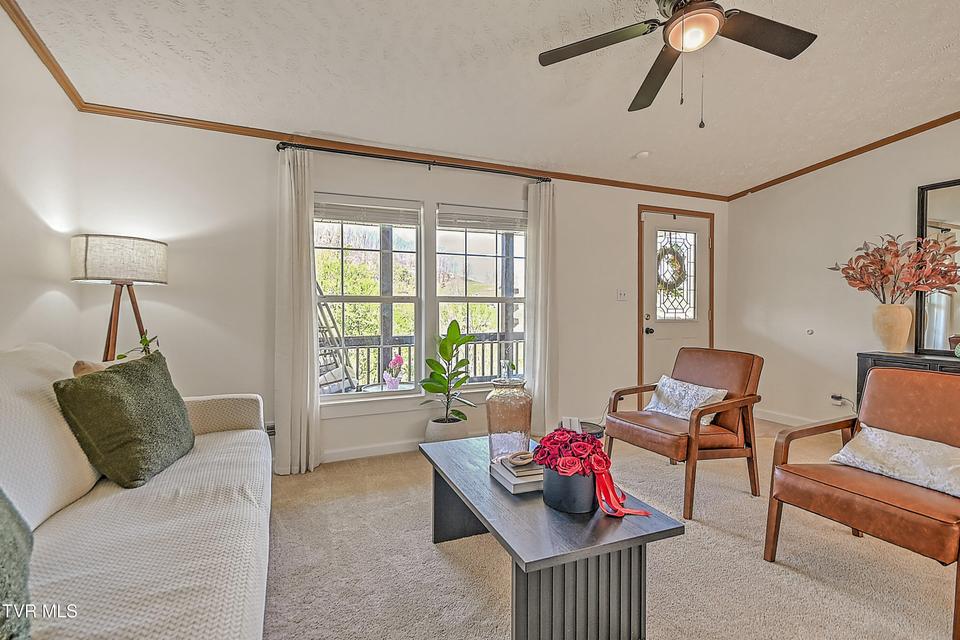 Photo #7: 800 Chadwell Road