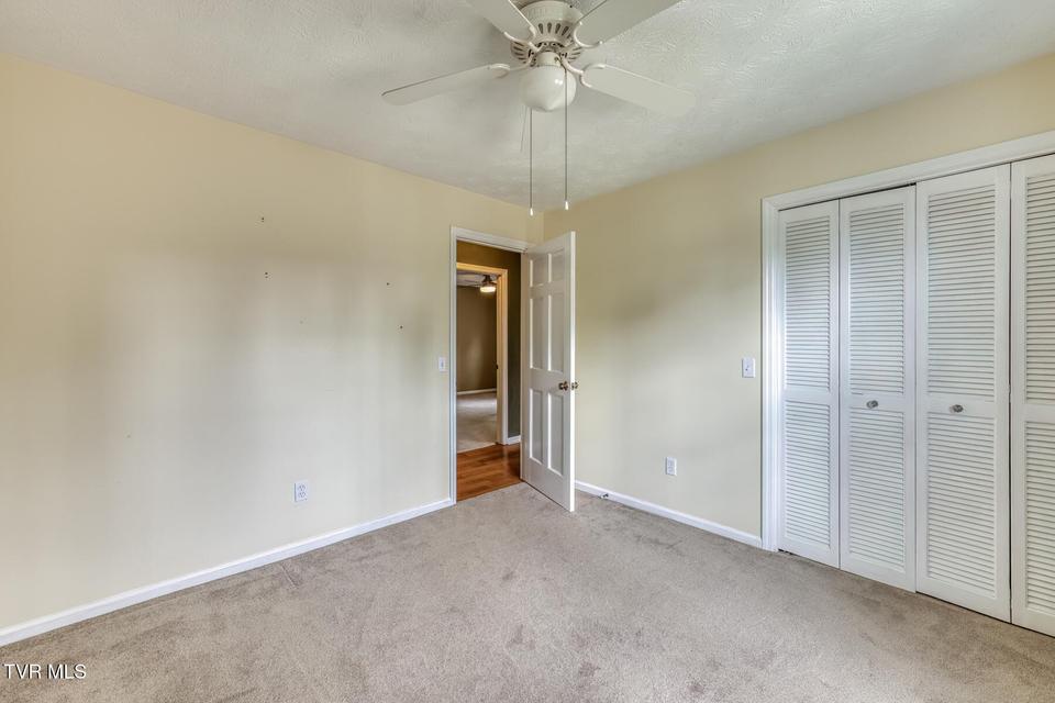 Photo #32: 580 Cedar Street