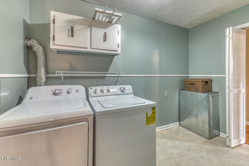 Photo #45: 580 Cedar Street