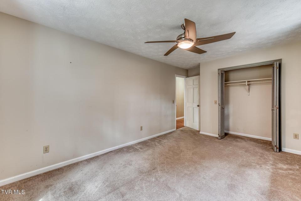 Photo #48: 580 Cedar Street