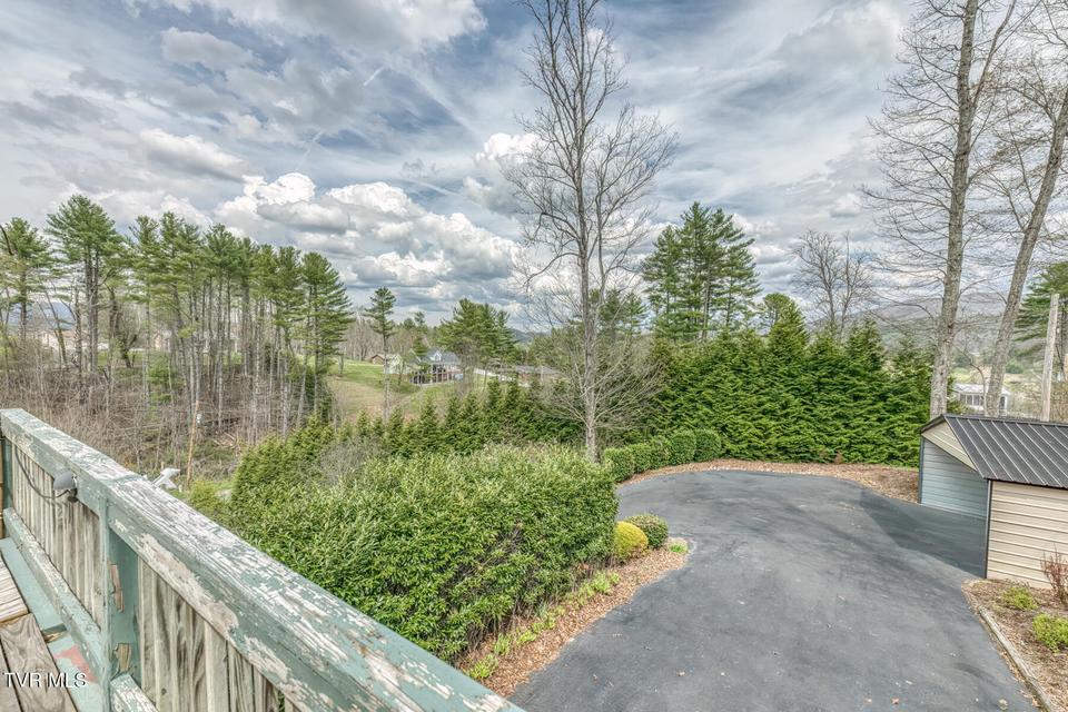 Photo #10: 580 Cedar Street