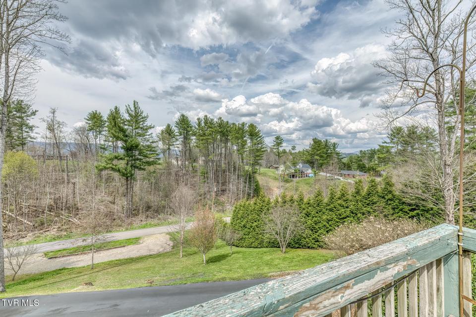 Photo #11: 580 Cedar Street