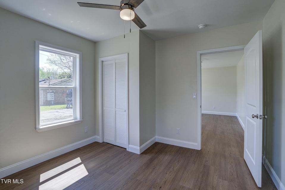 Photo #15: 511 Coffee Street