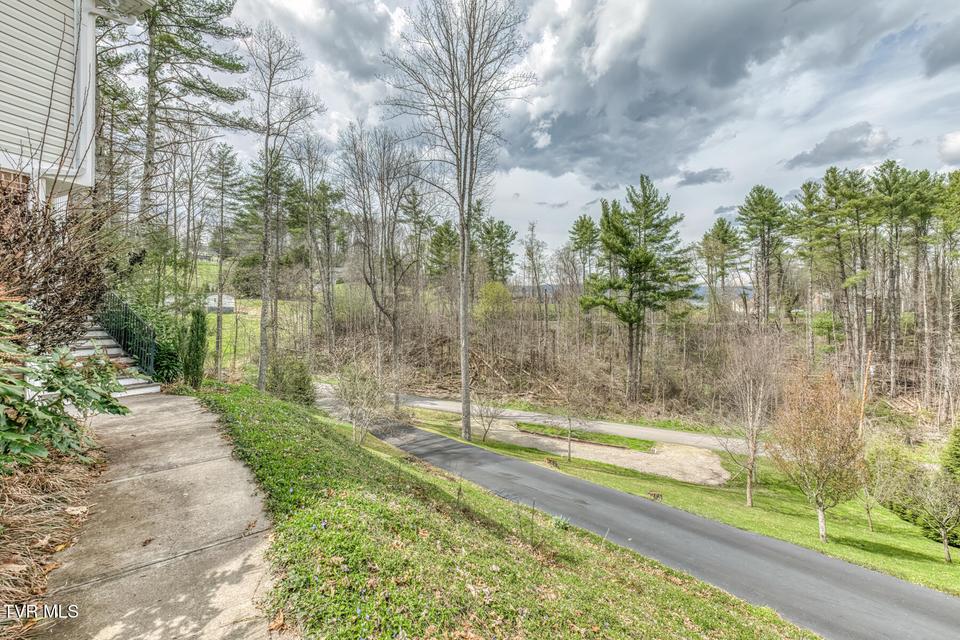 Photo #14: 580 Cedar Street