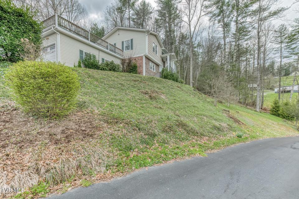 Photo #17: 580 Cedar Street