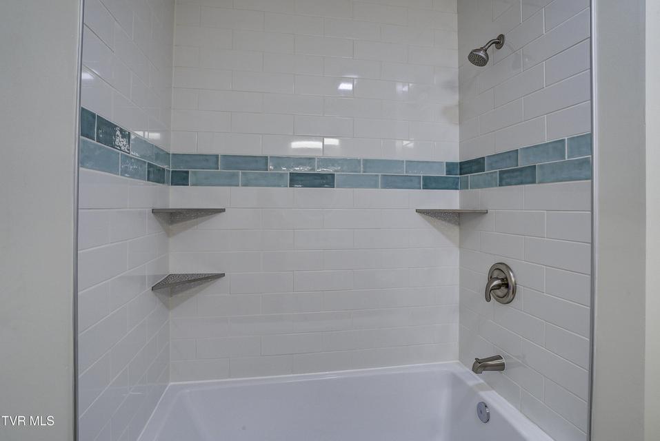 Photo #18: 511 Coffee Street