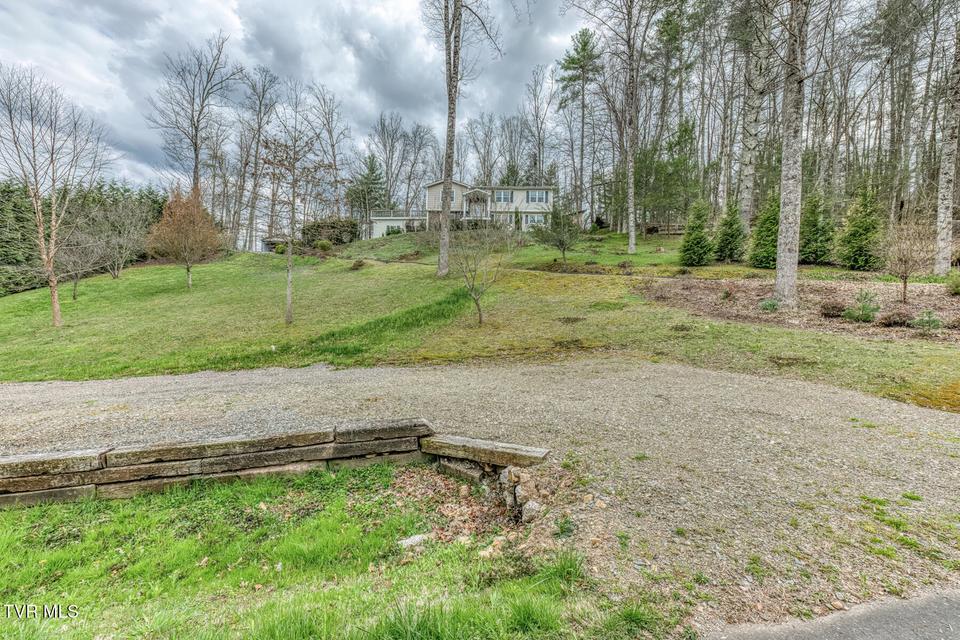 Photo #58: 580 Cedar Street