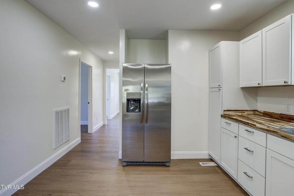 Photo #25: 511 Coffee Street