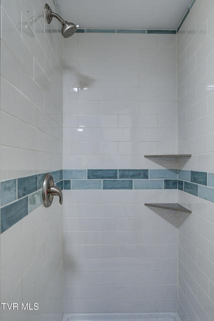 Photo #30: 511 Coffee Street