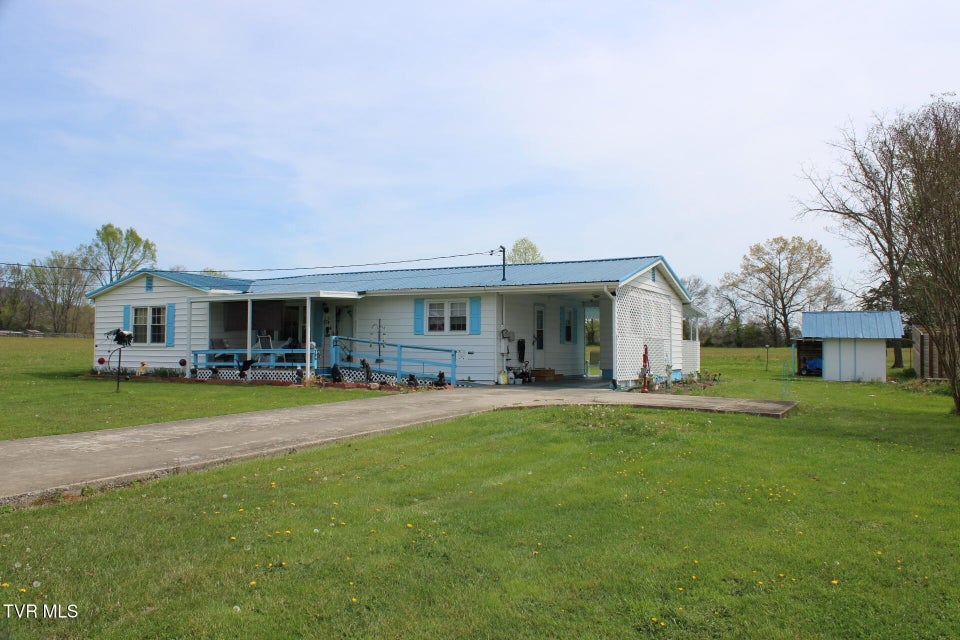 Photo #3: 574 Bailey Street