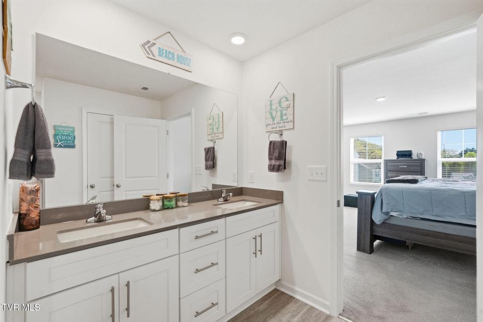 Photo #19: 816 Magnolia Ridge Drive