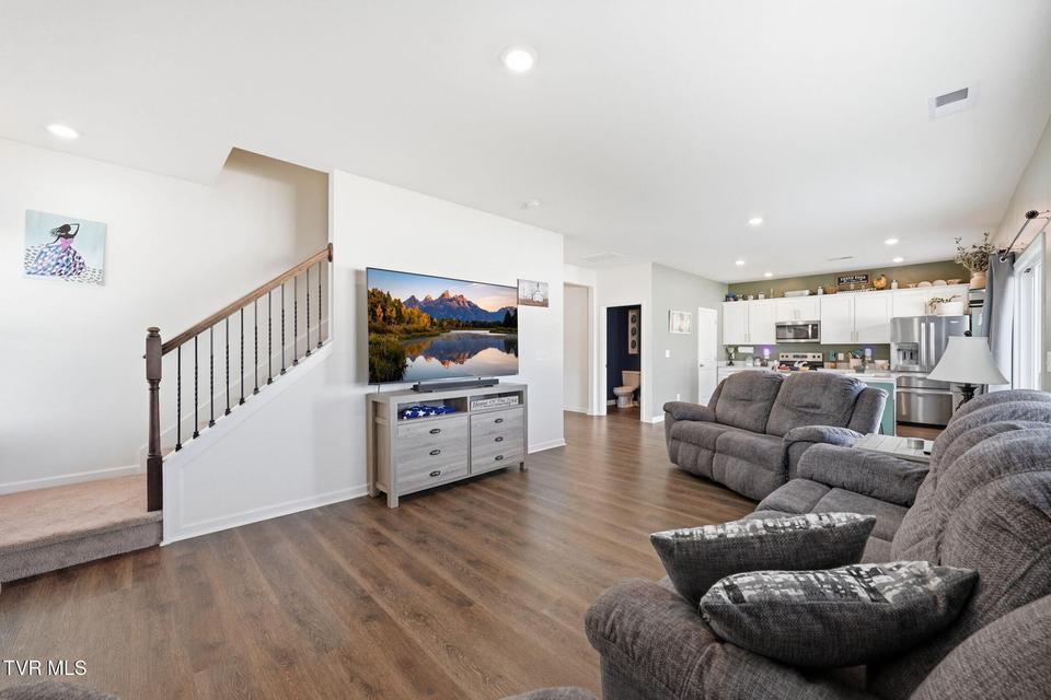 Photo #13: 816 Magnolia Ridge Drive