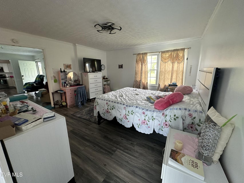 Photo #16: 574 Bailey Street