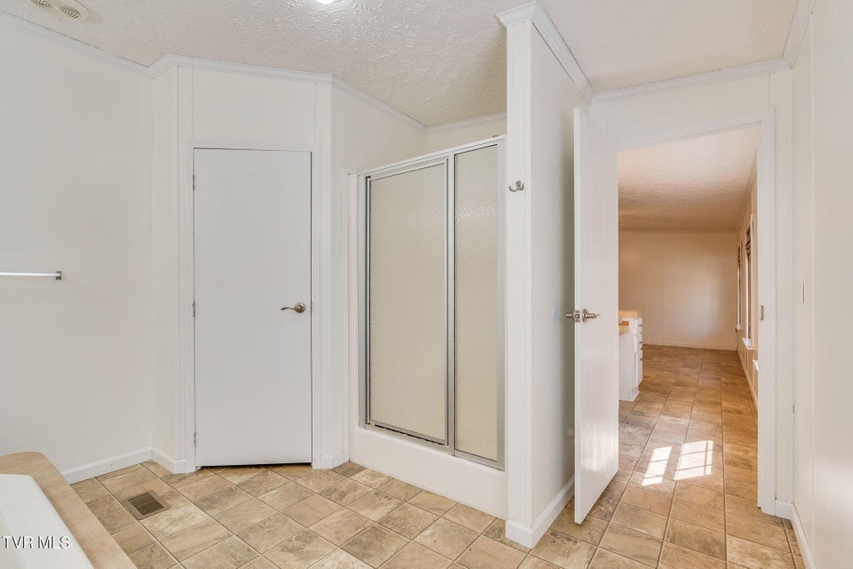 Photo #18: 160 Keller Road