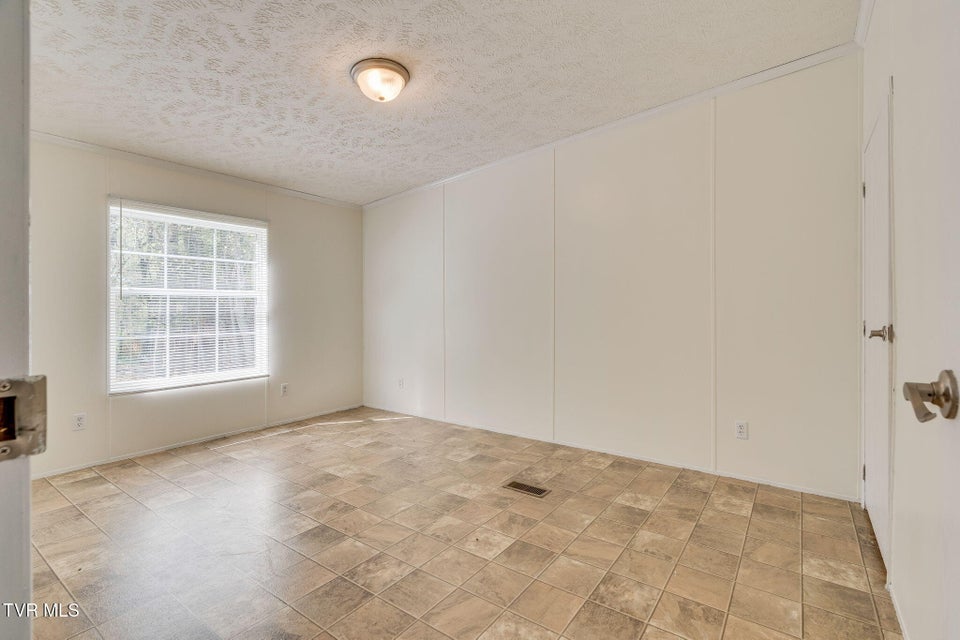 Photo #26: 160 Keller Road