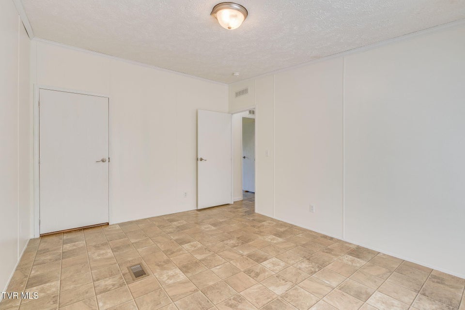 Photo #28: 160 Keller Road