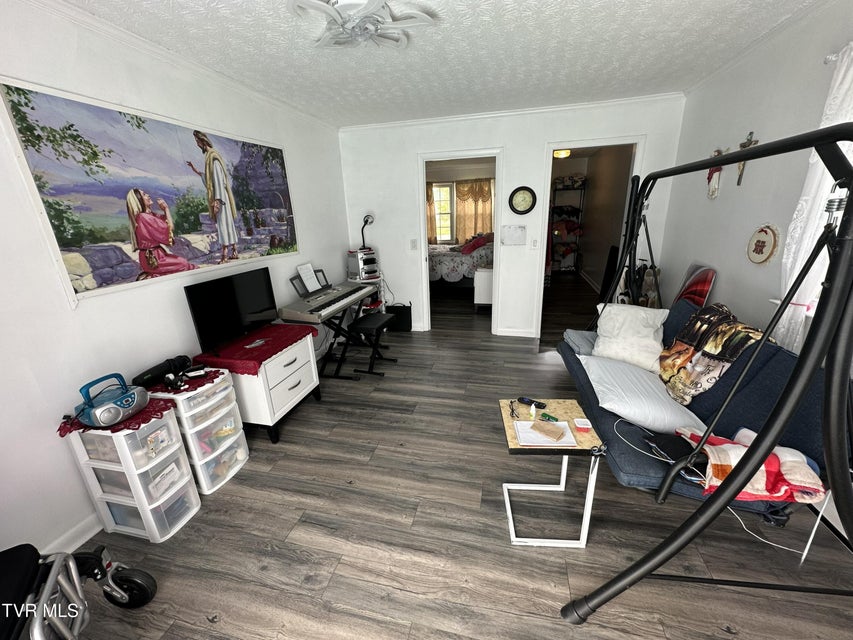 Photo #28: 574 Bailey Street